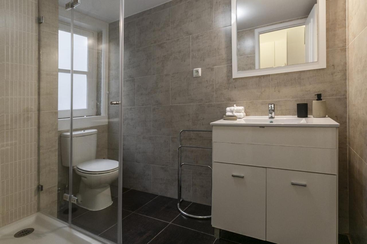 Downtown Flat With Design And Comfort At Downtown Лиссабон Экстерьер фото